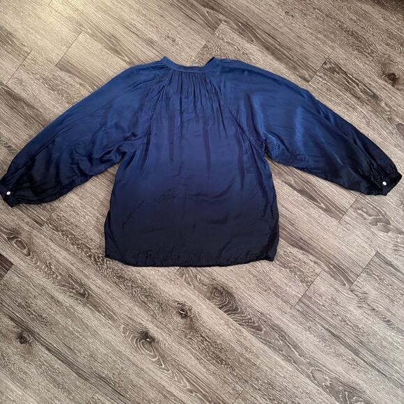 Raquel Allegra Navy Ombré Blouse - Picture 9 of 9